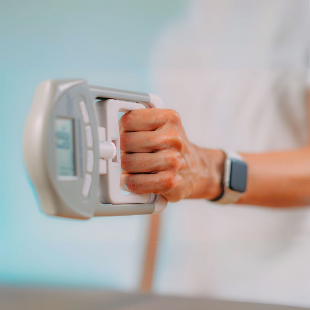 grip strength testing at phoenix healthcare